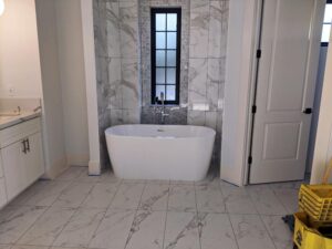 Luxurious Sacramento bathroom upgraded with top-quality repiping services.